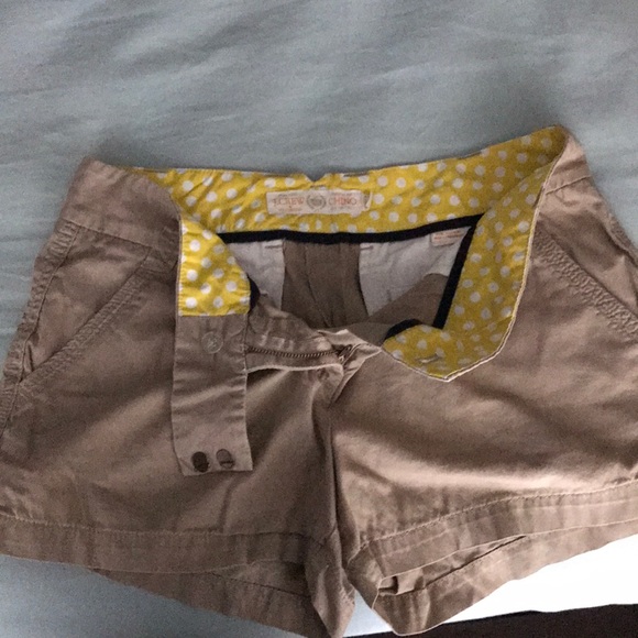 Jcrew khaki shorts 3 inch - Picture 1 of 4